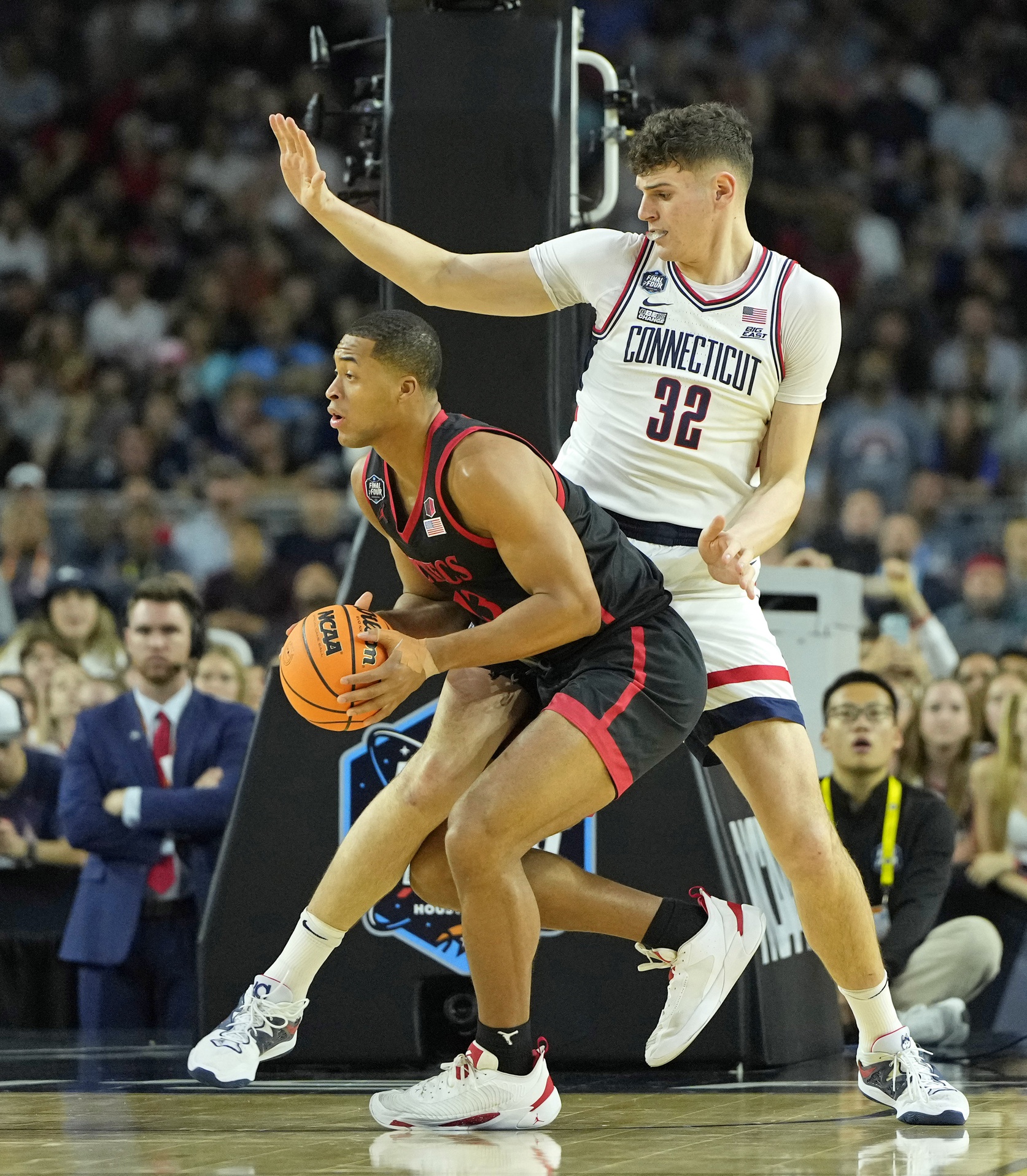 college basketball picks Jaedon LeDee San Diego State Aztecs predictions best bet odds