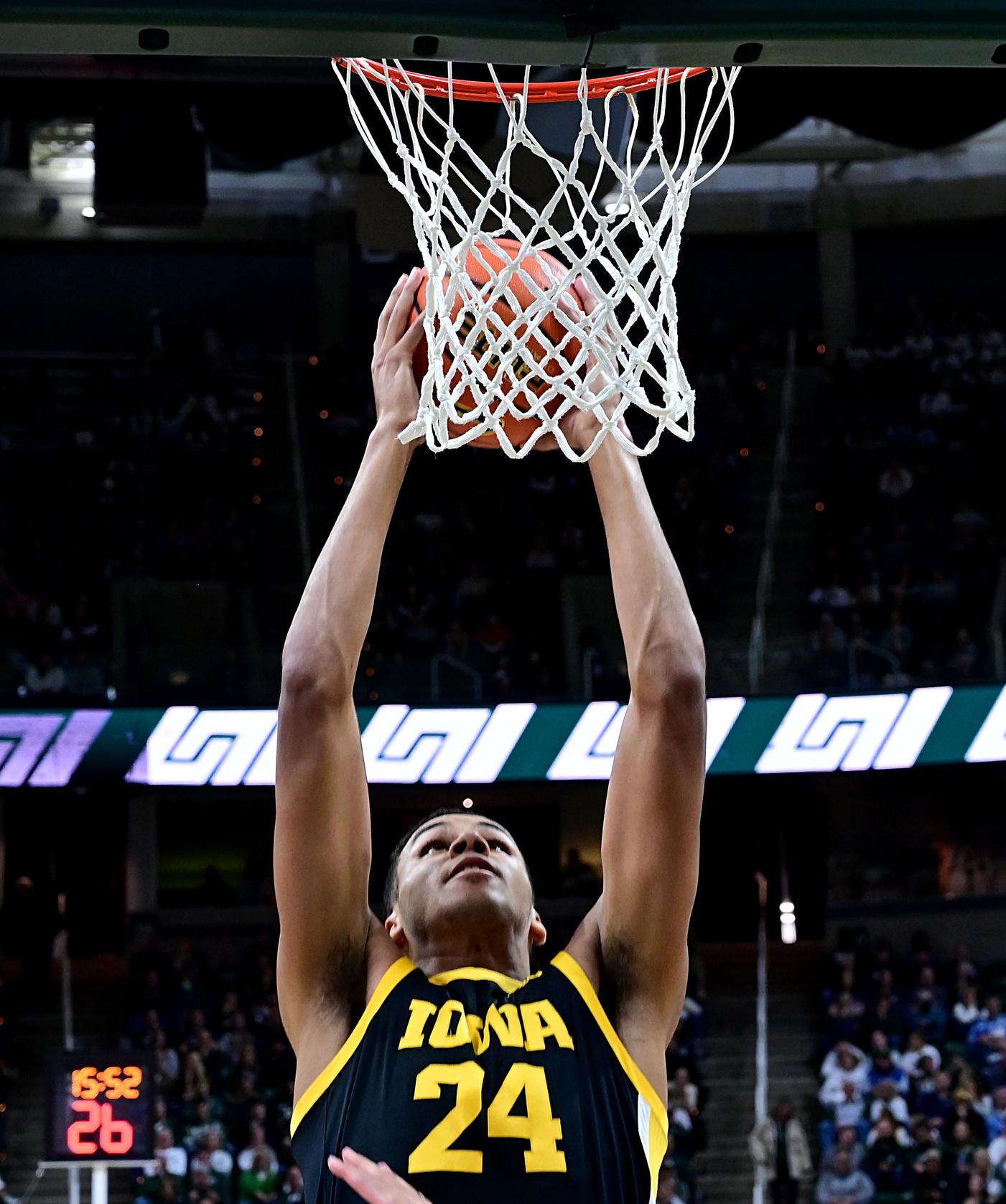 college basketball picks Kris Murray Iowa Hawkeyes predictions best bet odds