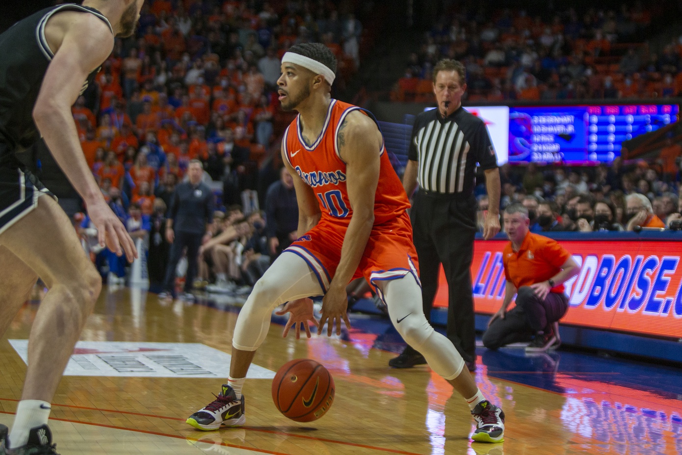 college basketball picks Marcus Shaver Boise State Broncos predictions best bet odds