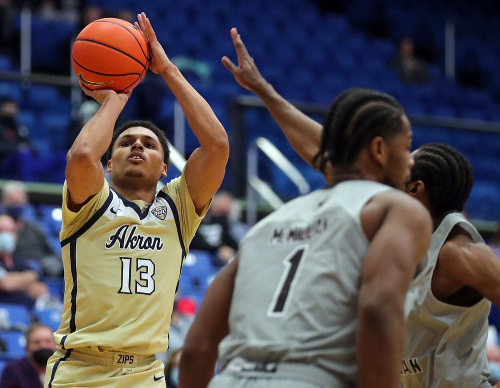 college basketball picks Xavier Castaneda Akron Zips predictions best bet odds