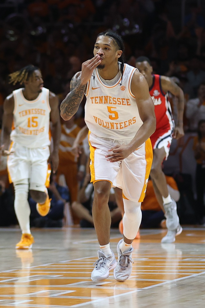 college basketball picks Zakai Zeigler Tennessee Volunteers predictions best bet odds