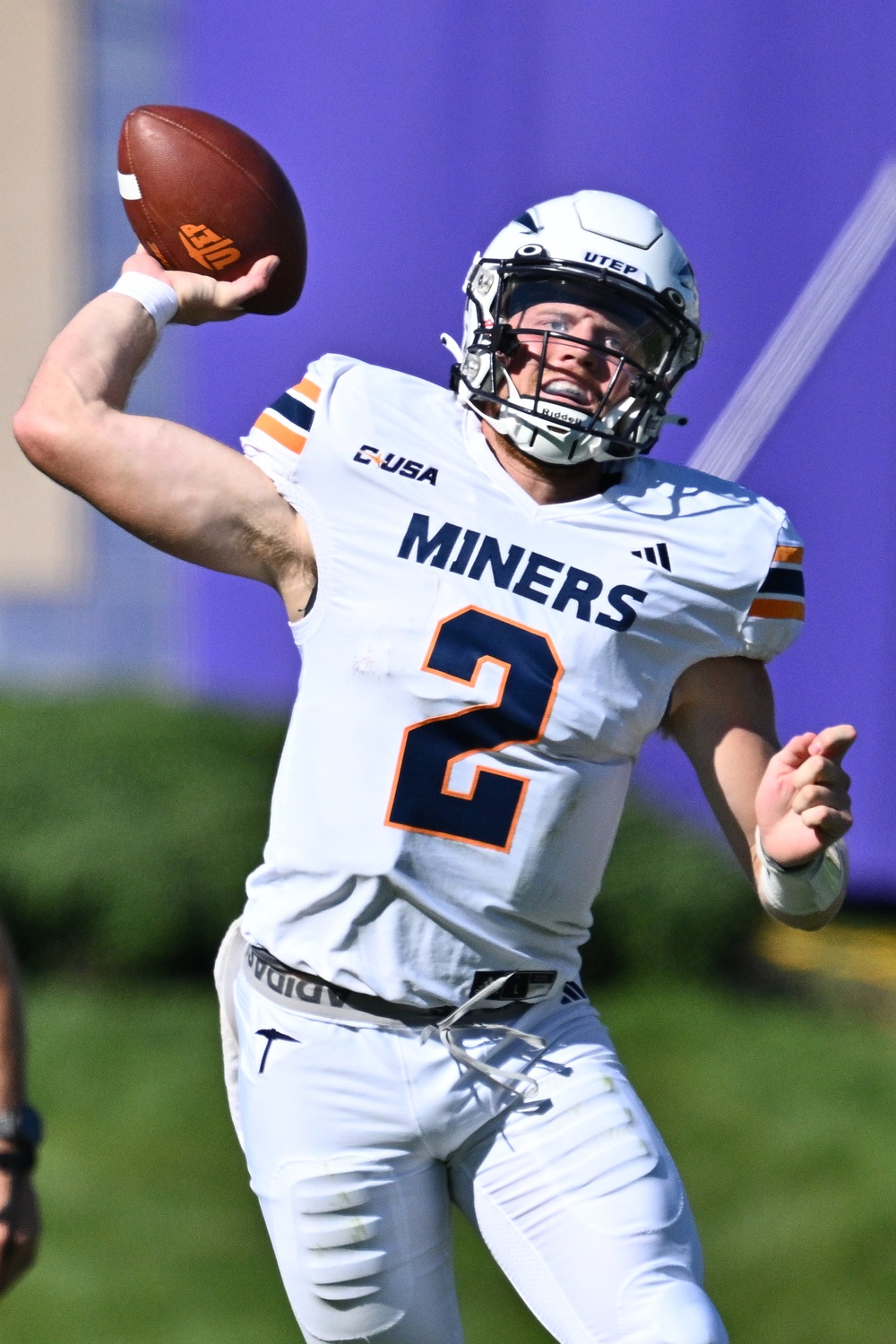 college football picks Gavin Hardison UTEP Miners predictions best bet odds