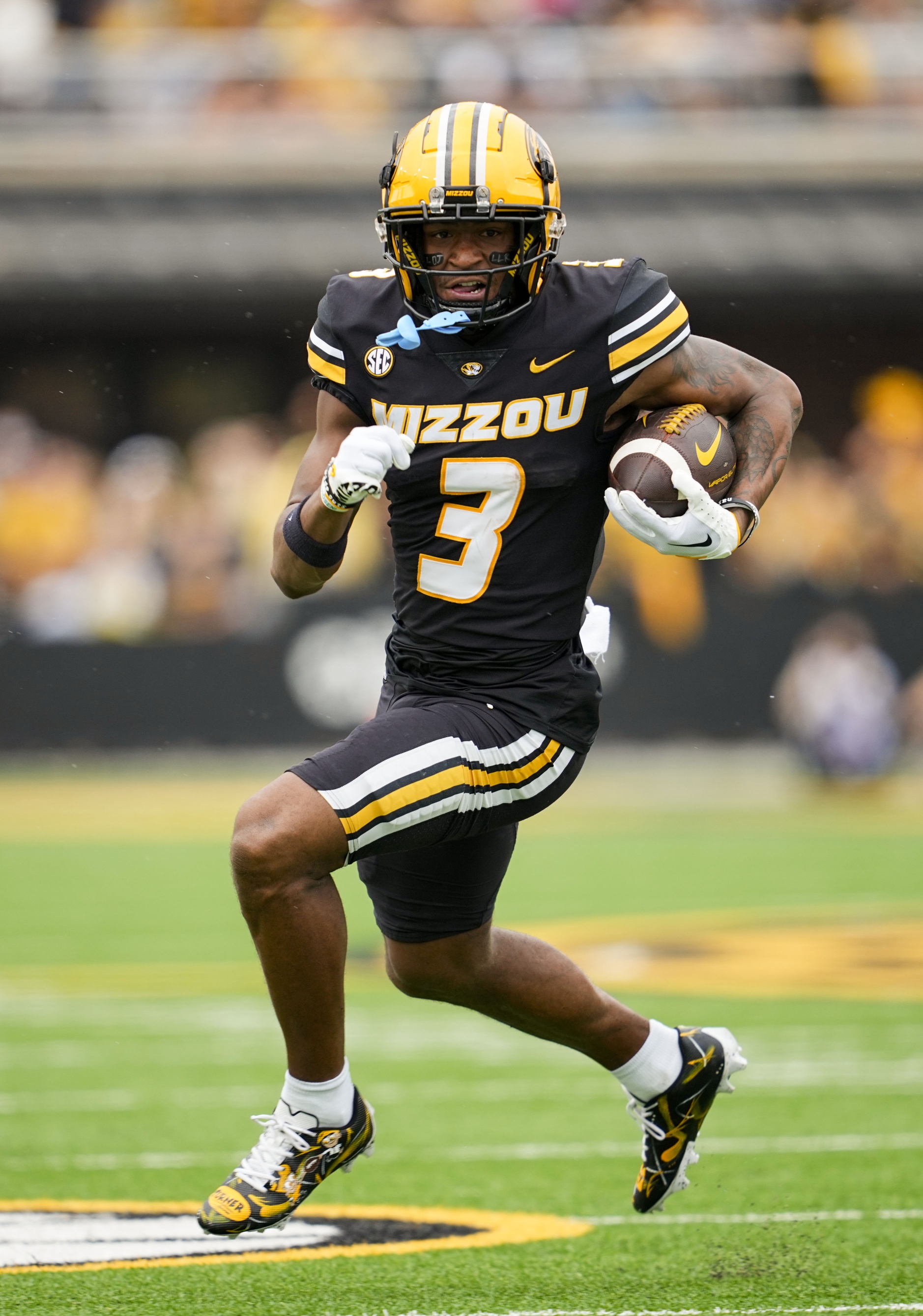 college football picks Luther Burden Missouri Tigers predictions best bet odds