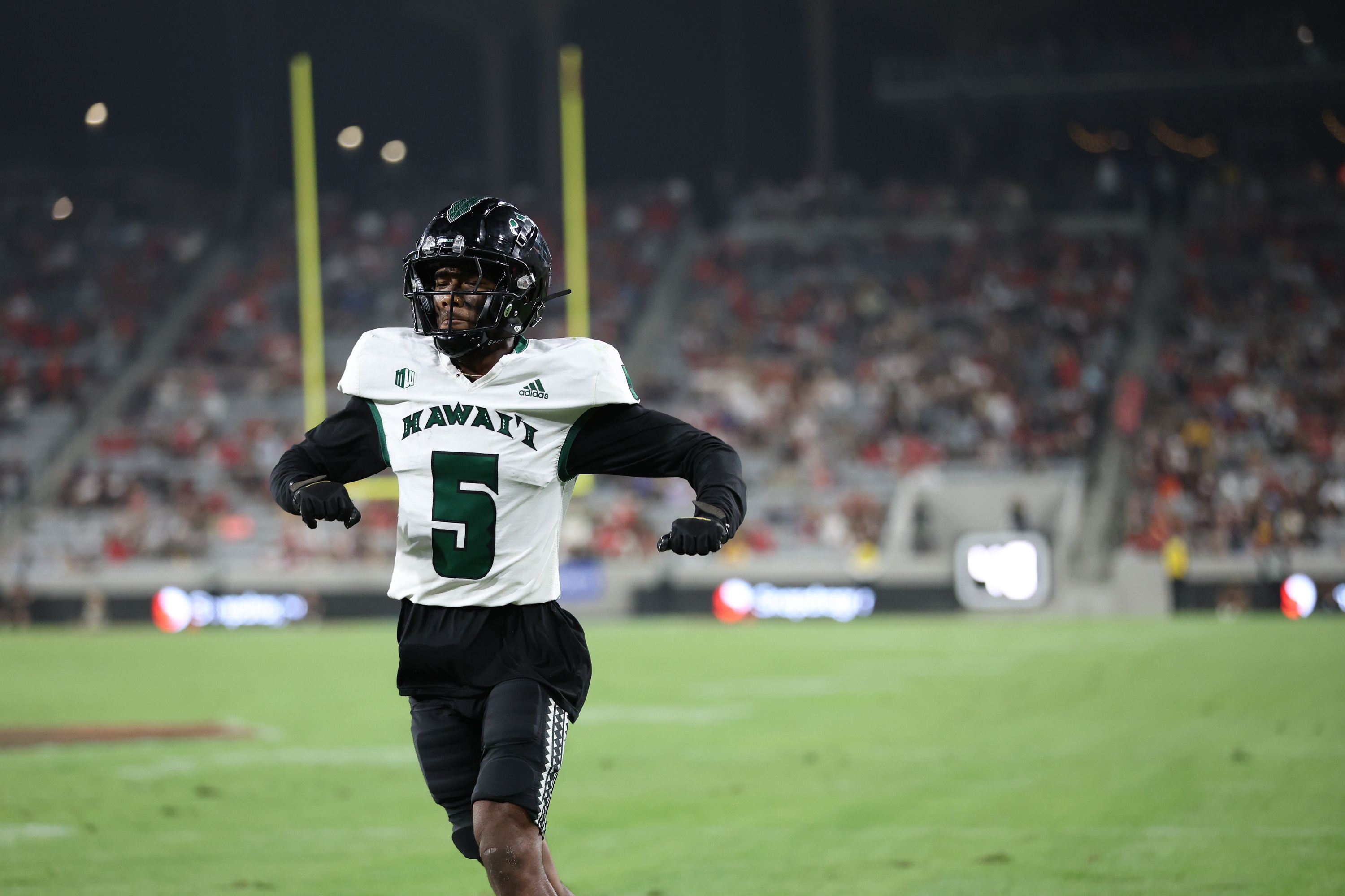 college football picks Pofele Ashlock Hawaii Warriors predictions best bet odds