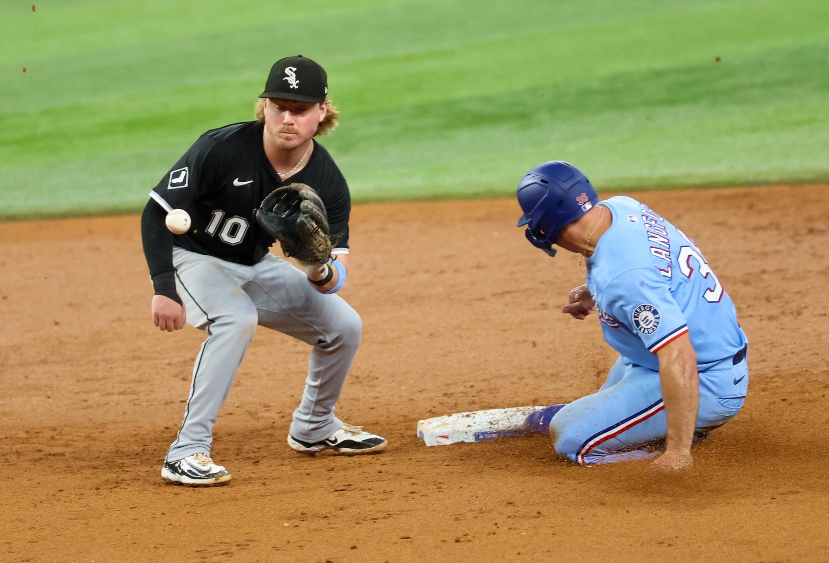 mlb picks Chase Meidroth Chicago White Sox predictions best bet odds