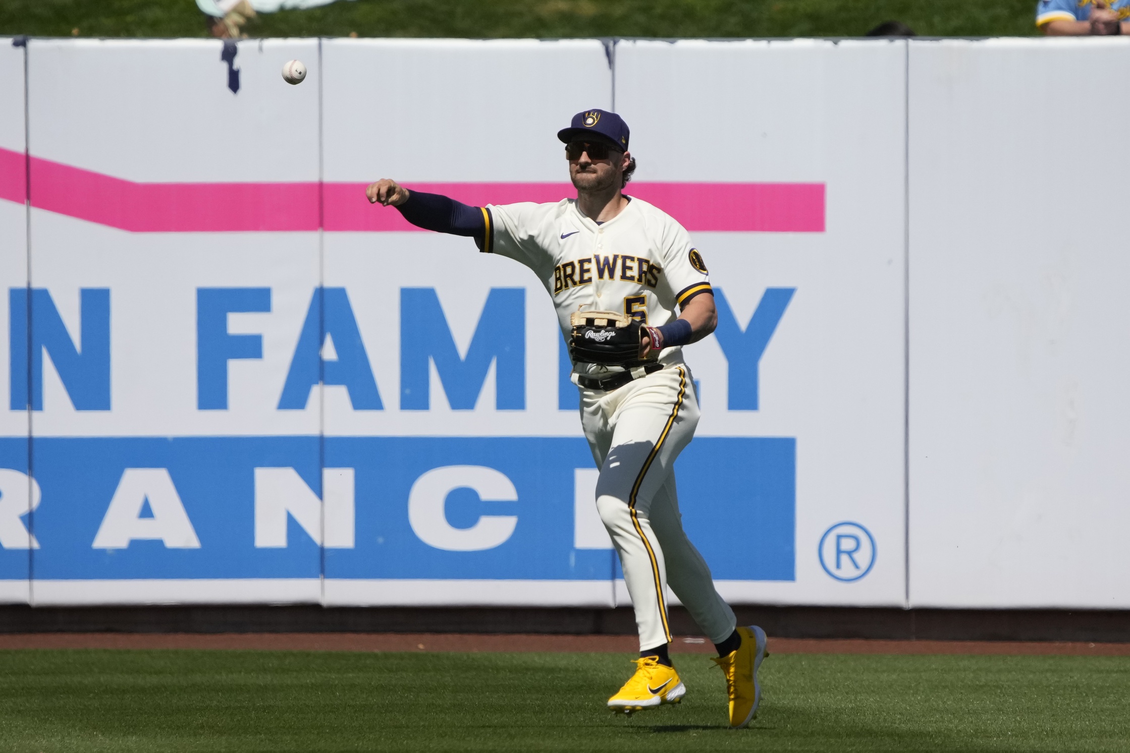 mlb picks Garrett Mitchell Milwaukee Brewers predictions best bet odds