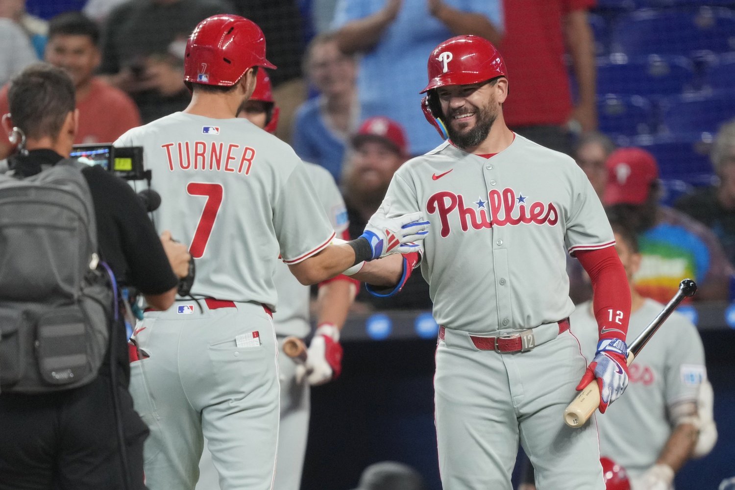 mlb picks Kyle Schwarber Philadelphia Phillies predictions best bet odds