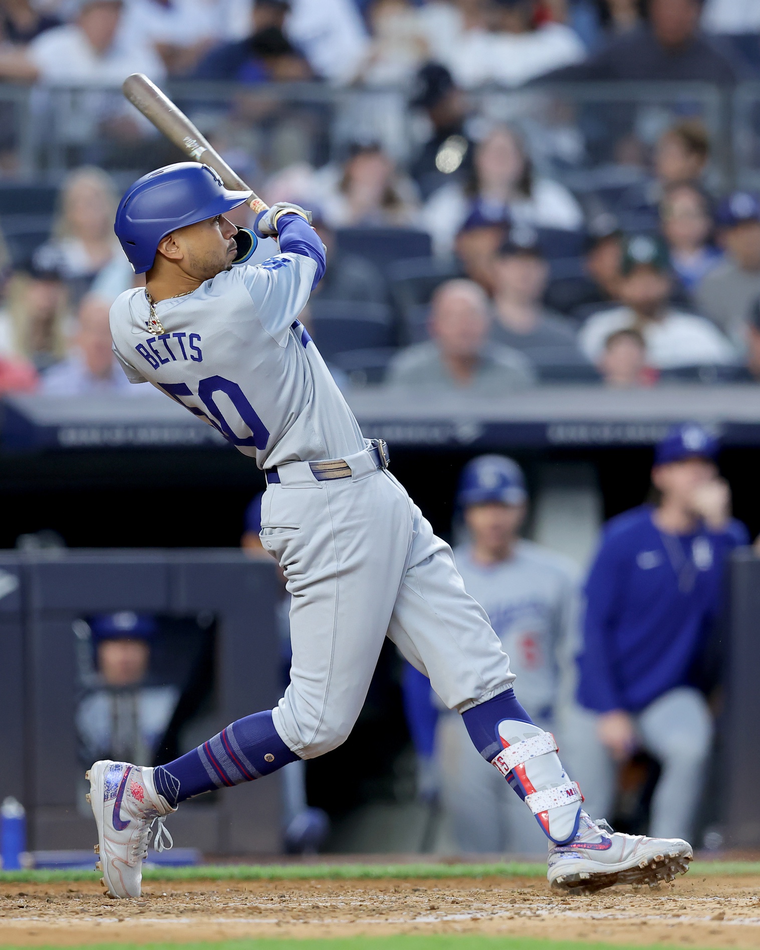 mlb picks Mookie Betts Los Angeles Dodgers predictions best bet odds