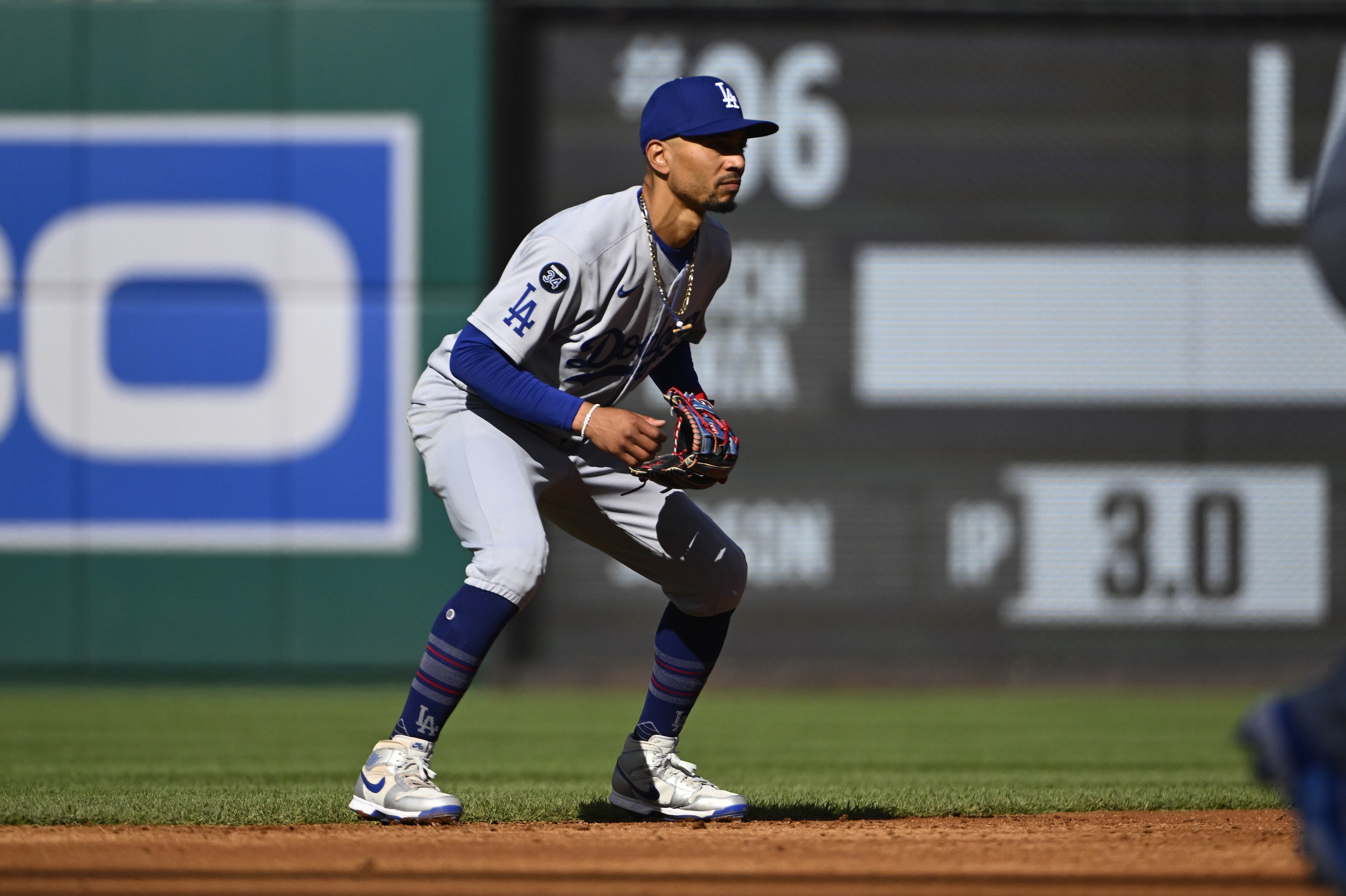 mlb picks Mookie Betts Los Angeles Dodgers predictions best bet odds