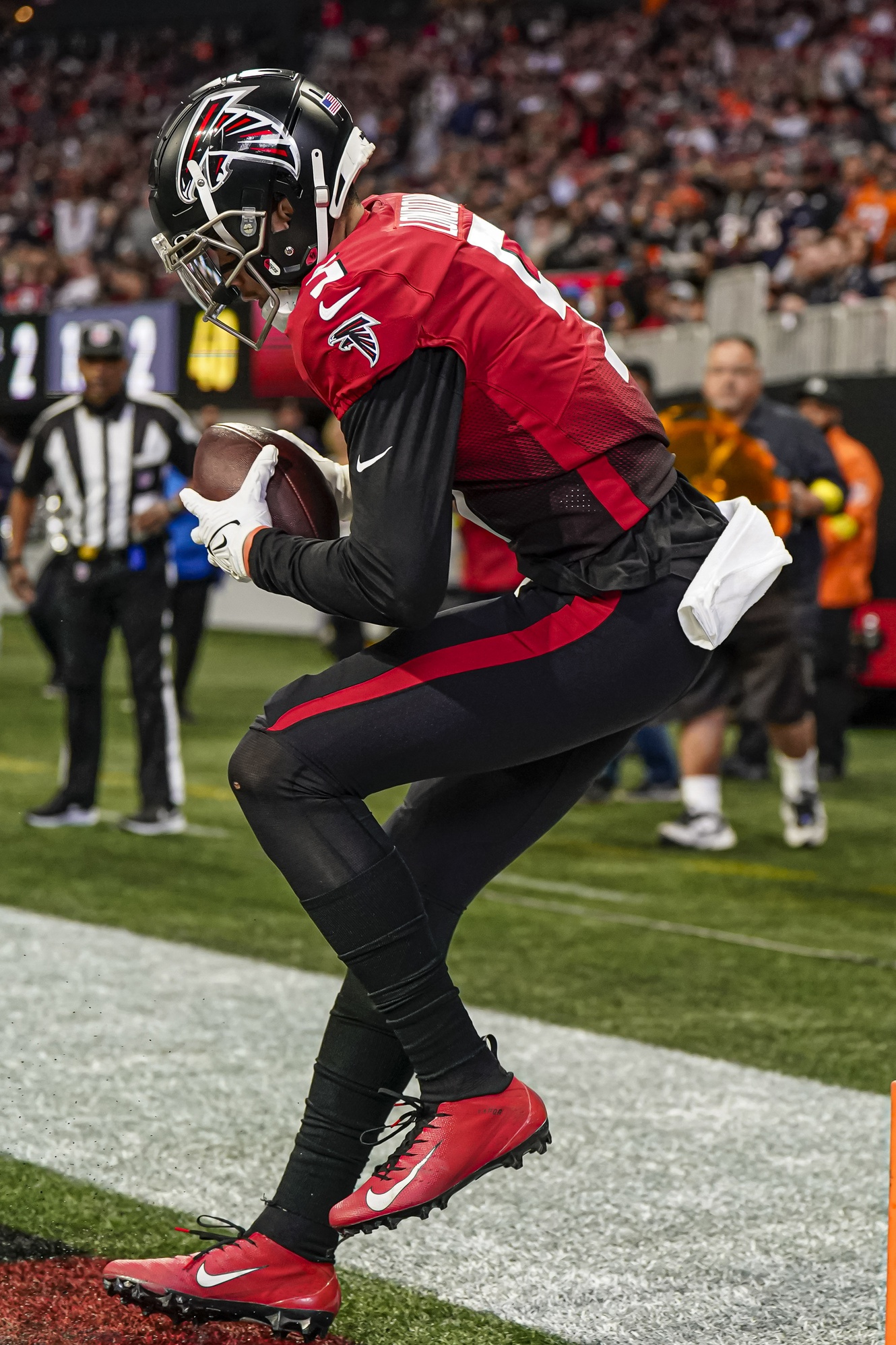 nfl picks Drake London atlanta falcons predictions best bet odds