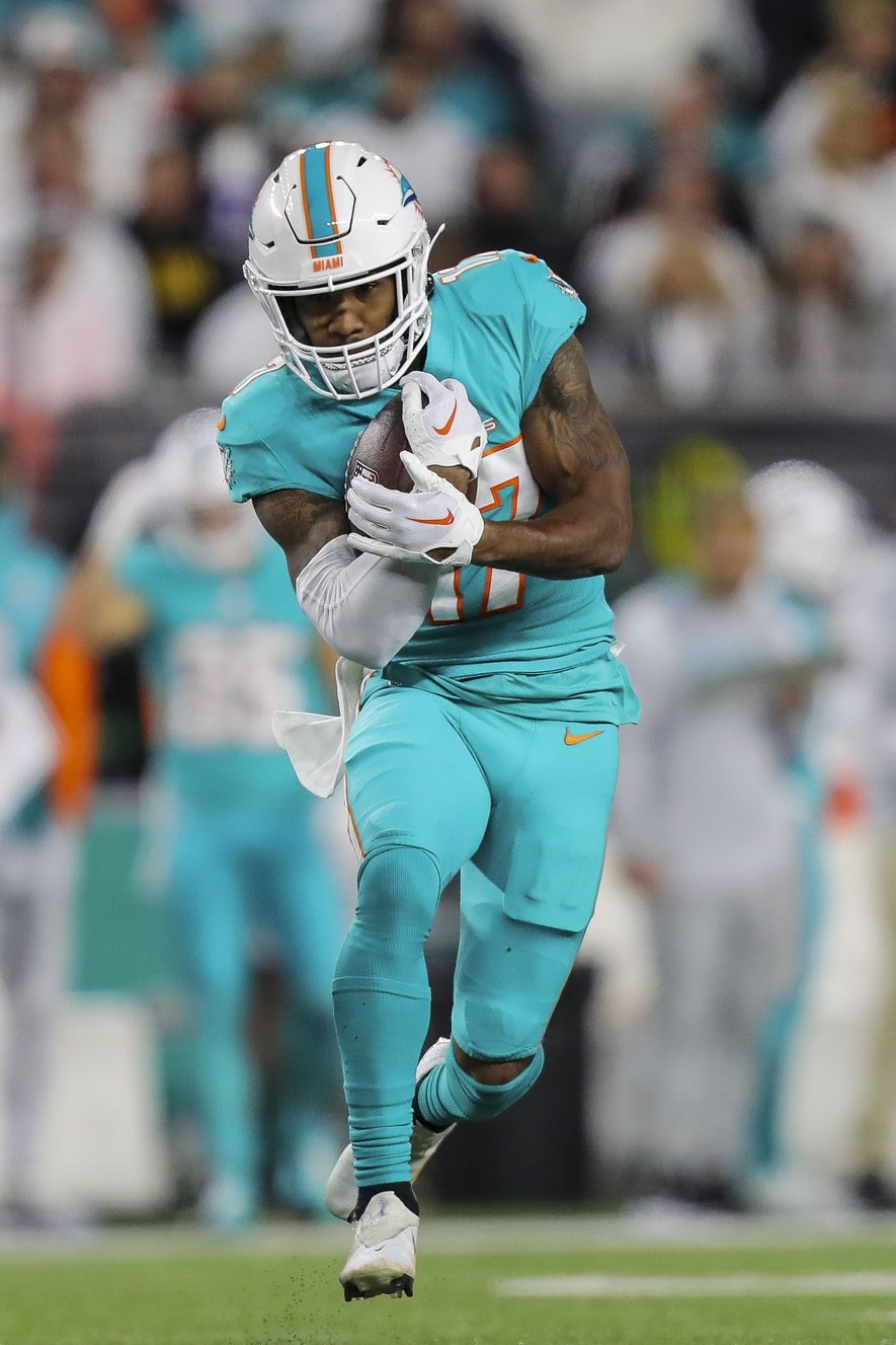 nfl picks Jaylen Waddle miami dolphins predictions best bet odds