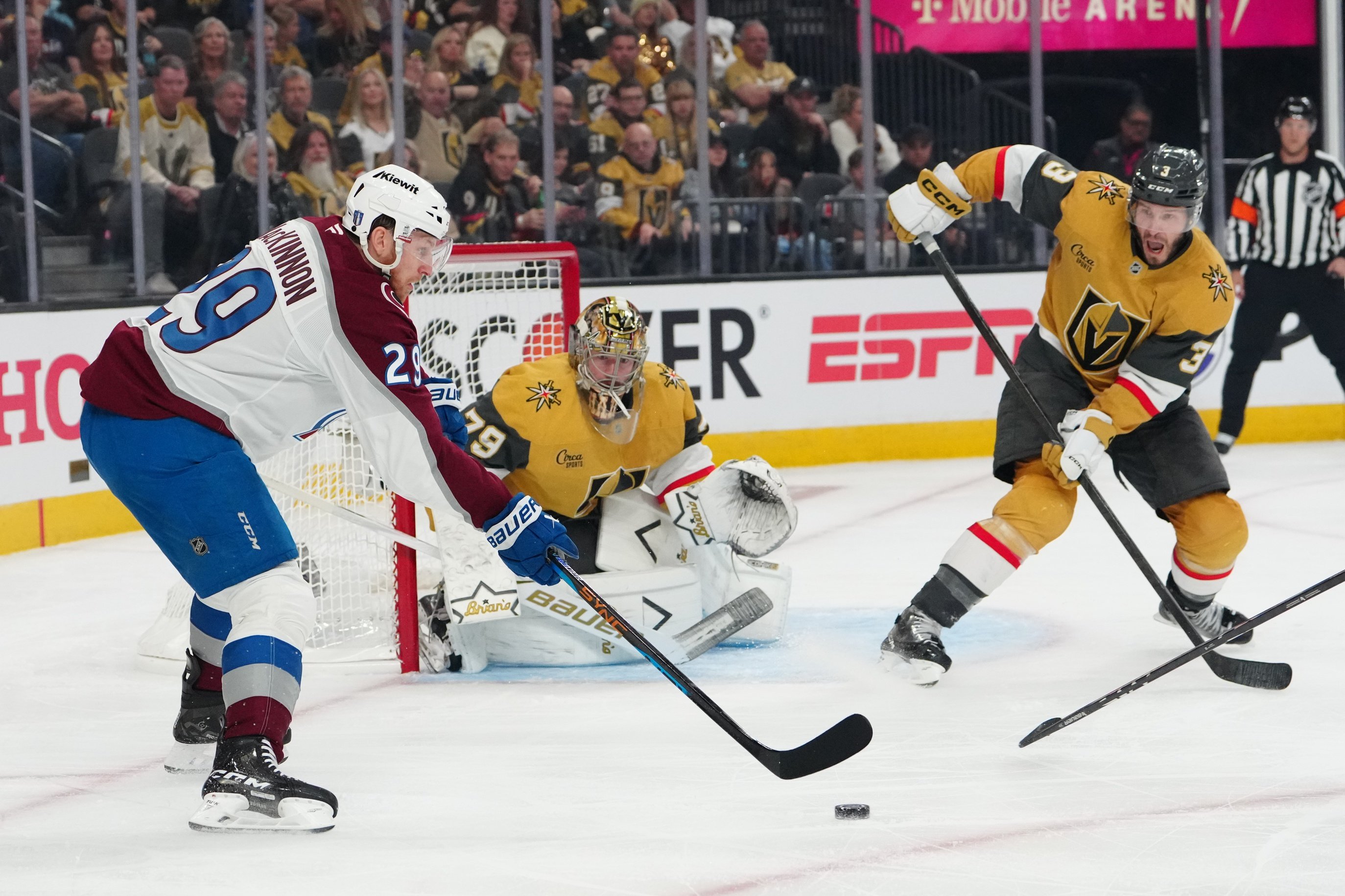 nhl picks Nathan MacKinnon Colorado Avalanche predictions best bet odds