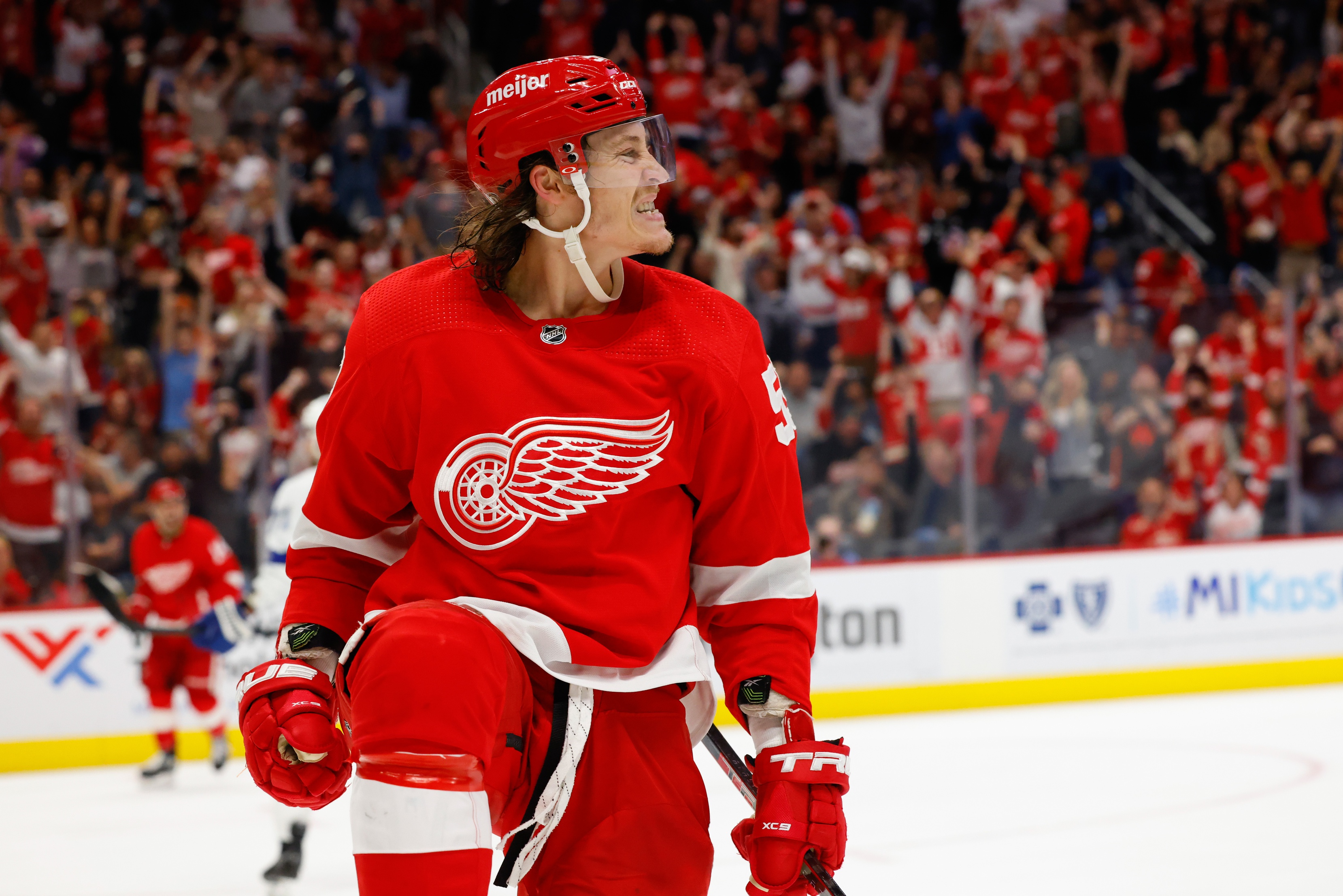 nhl picks Tyler Bertuzzi Detroit Red Wings predictions best bet odds