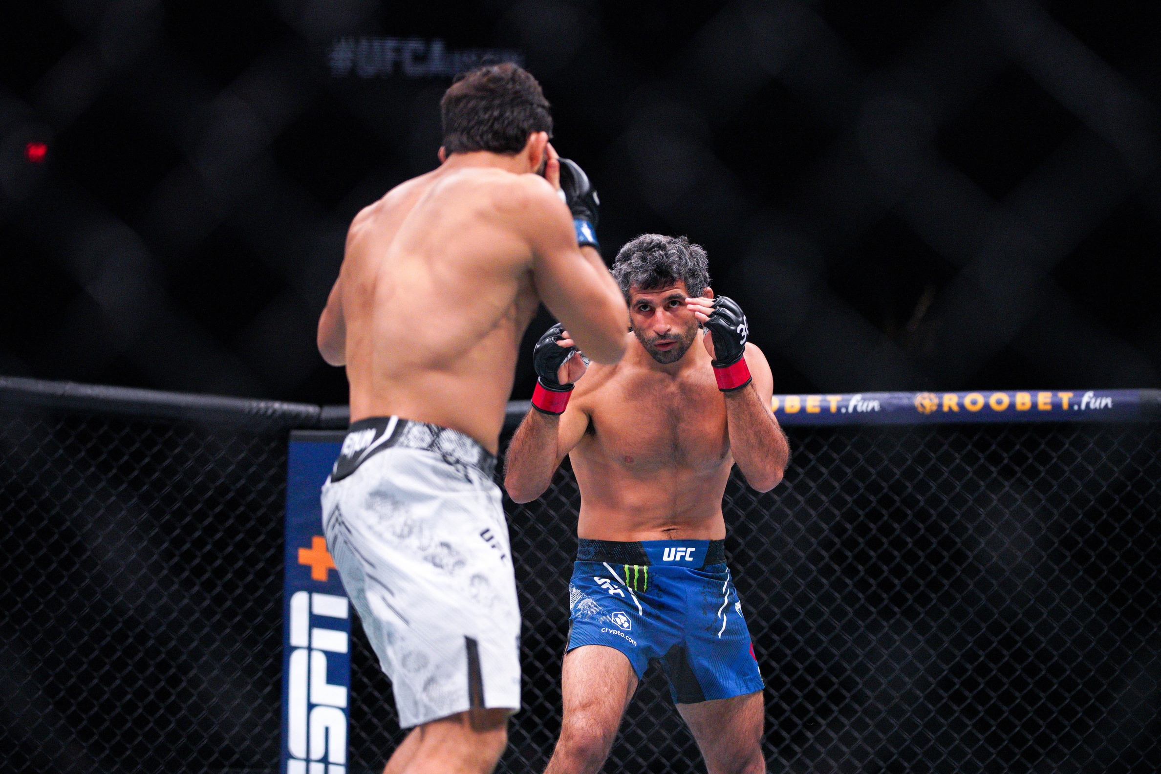 ufc picks Beneil Dariush ufc predictions best bet odds