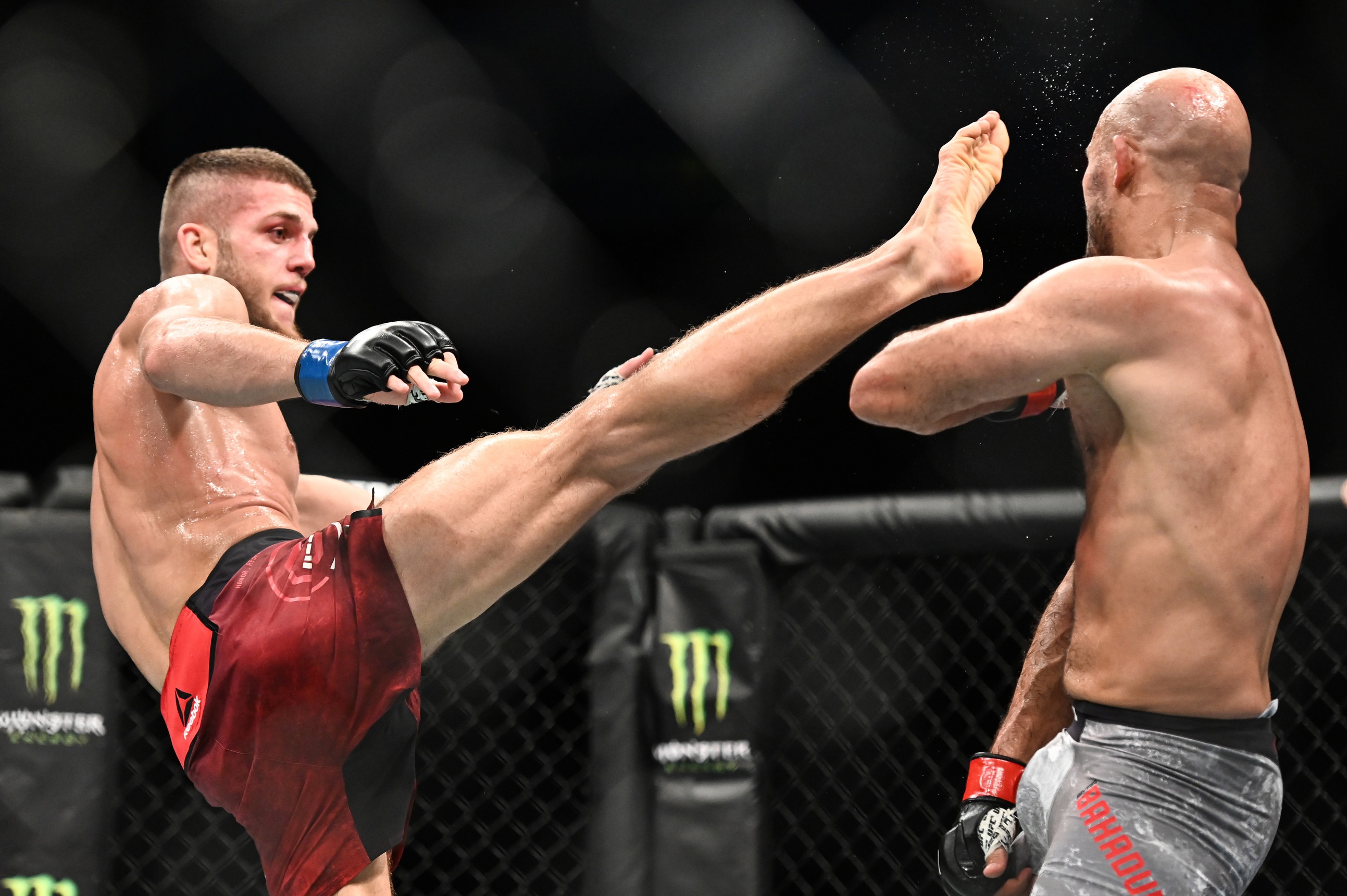 ufc picks Ismail Naurdiev ufc predictions best bet odds