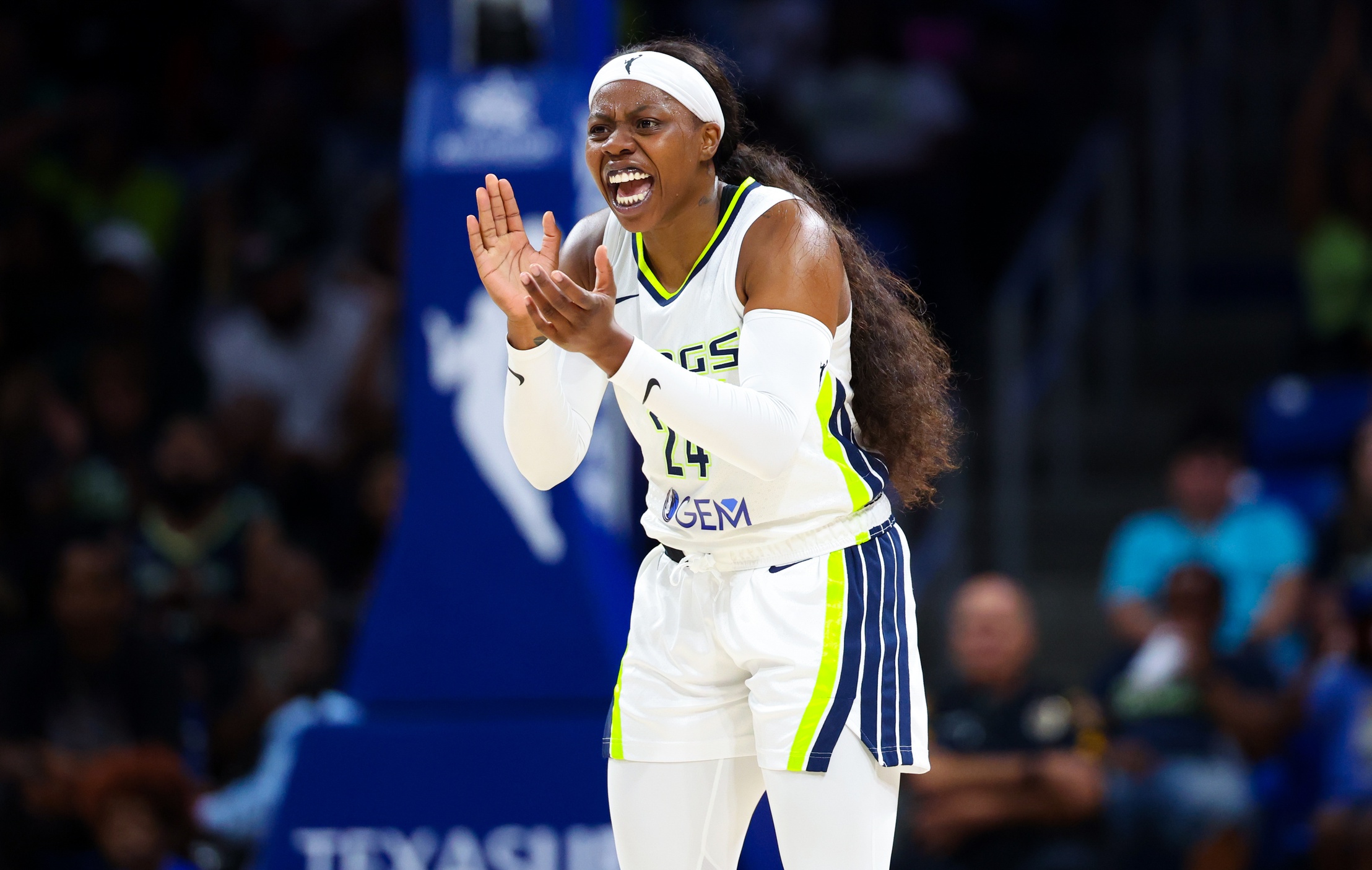 wnba picks Arike Ogunbowale Dallas Wings predictions best bet odds