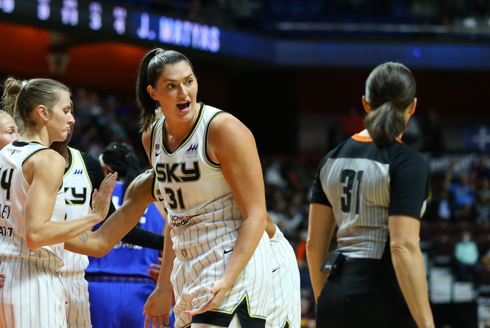 wnba picks Stefanie Dolson Chicago Sky predictions best bet odds