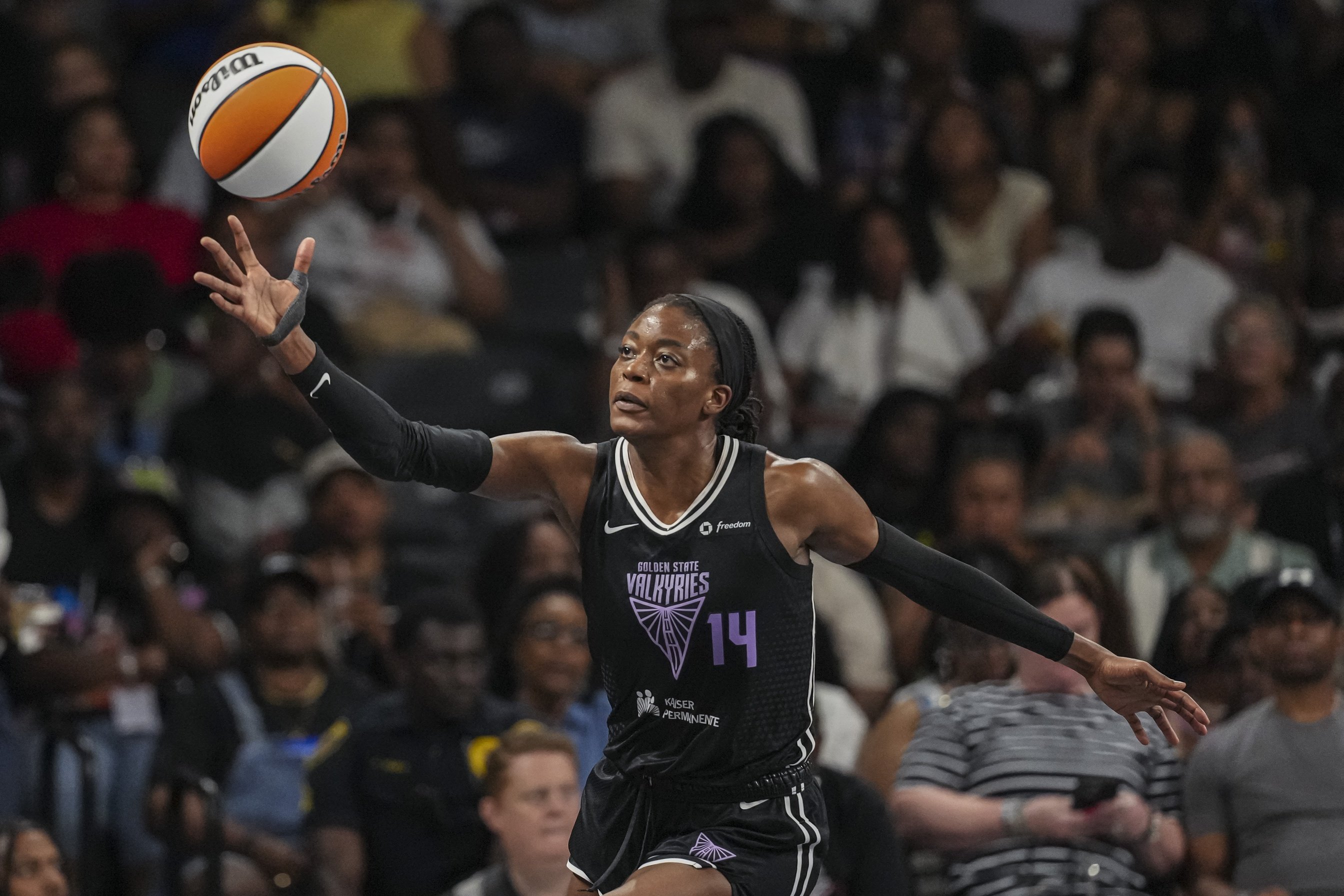 wnba picks Temi Fagbenle Golden State Valkyries predictions best bet odds