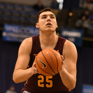 Loyola Chicago Ramblers center Cameron Krutwig