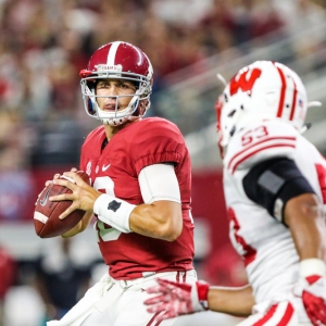 Alabama Crimson Tide quarterback Cooper Bateman