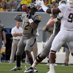 Quarterback Geno Smith of the West Virginia Mountaineers