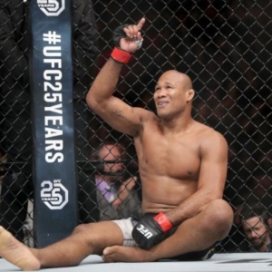 Jacare Souza UFC