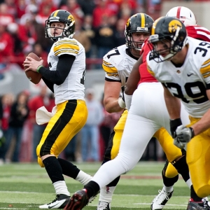 Quarterback James Vandenberg of Iowa