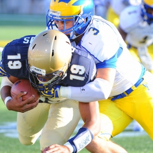 Navy Midshipmen quarterback Keenan Reynolds