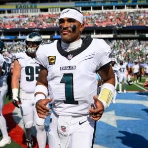 Monday Night Football picks Philadelphia Eagles vs Chicago Bears Jalen Hurts