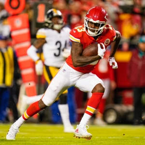 NFL playoffs: Picks, predictions for Buffalo Bills-Kansas City Chiefs