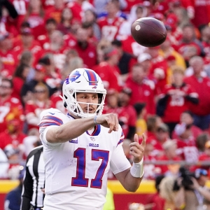 NFL Week 15 picks: Miami Dolphins-Buffalo Bills predictions