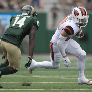 Oregon State wide receiver Timmy Hernandez