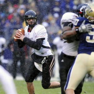 Cincinnati Bearcats quarterback Tony Pike.