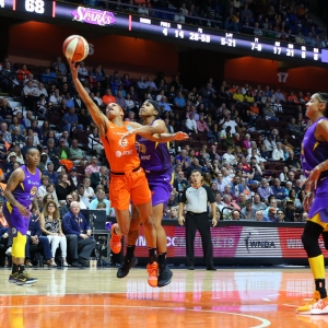 wnba picks Jasmine Thomas Connecticut Sun predictions best bet odds