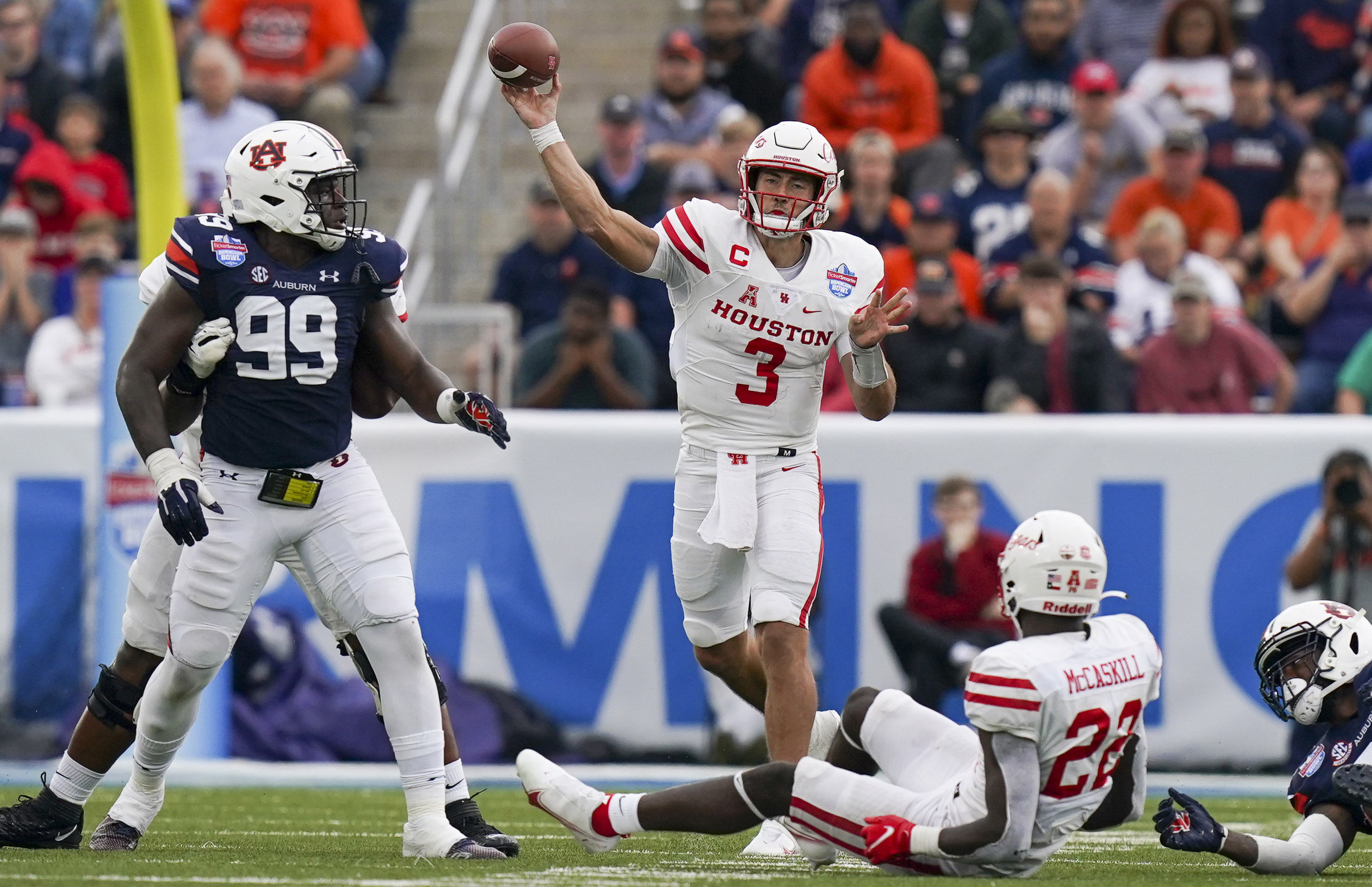 2022 AAC Football Predictions with Betting Odds and Picks