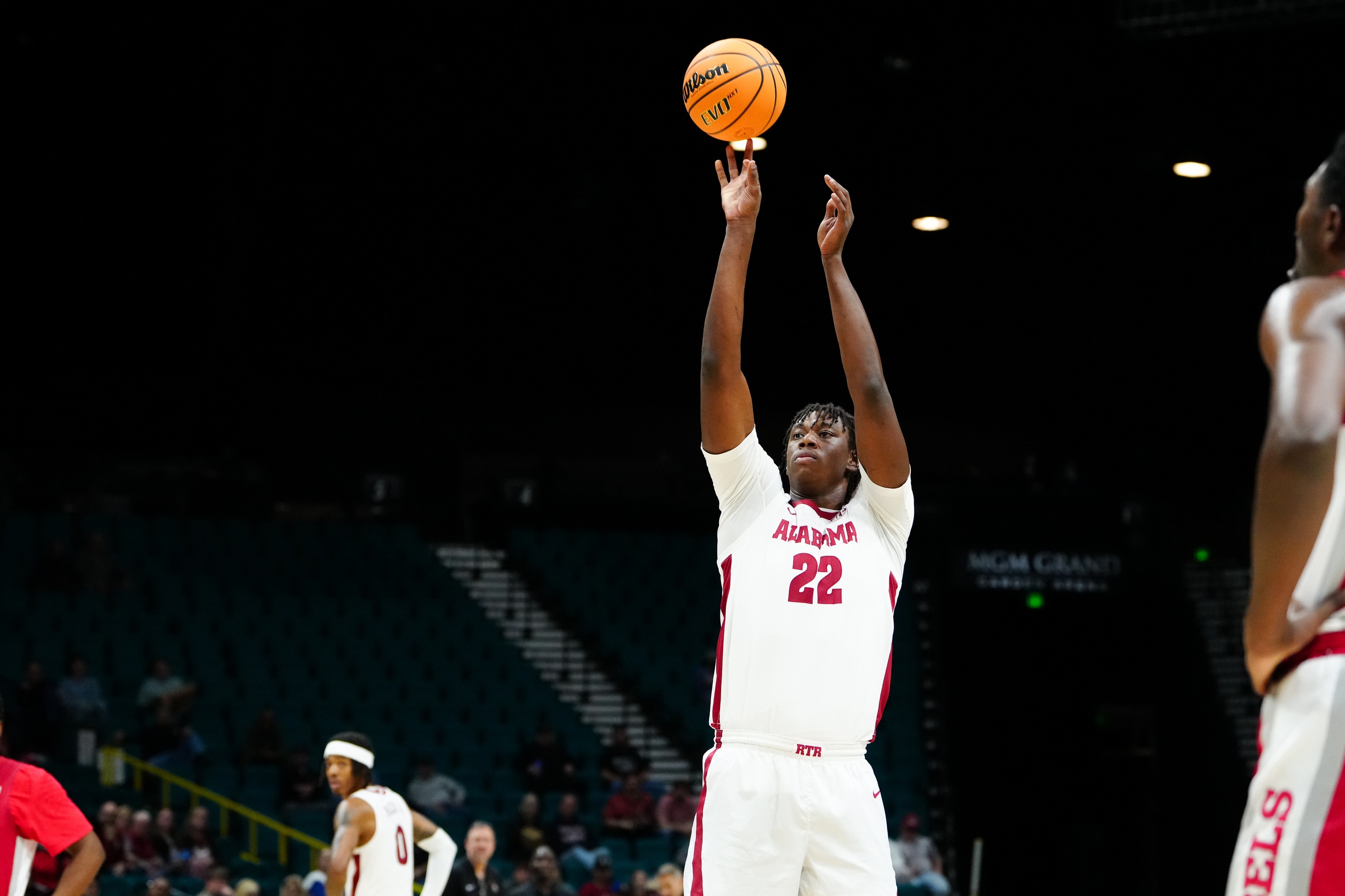 college basketball picks Aiden Sherrell Alabama Crimson Tide predictions best bet odds