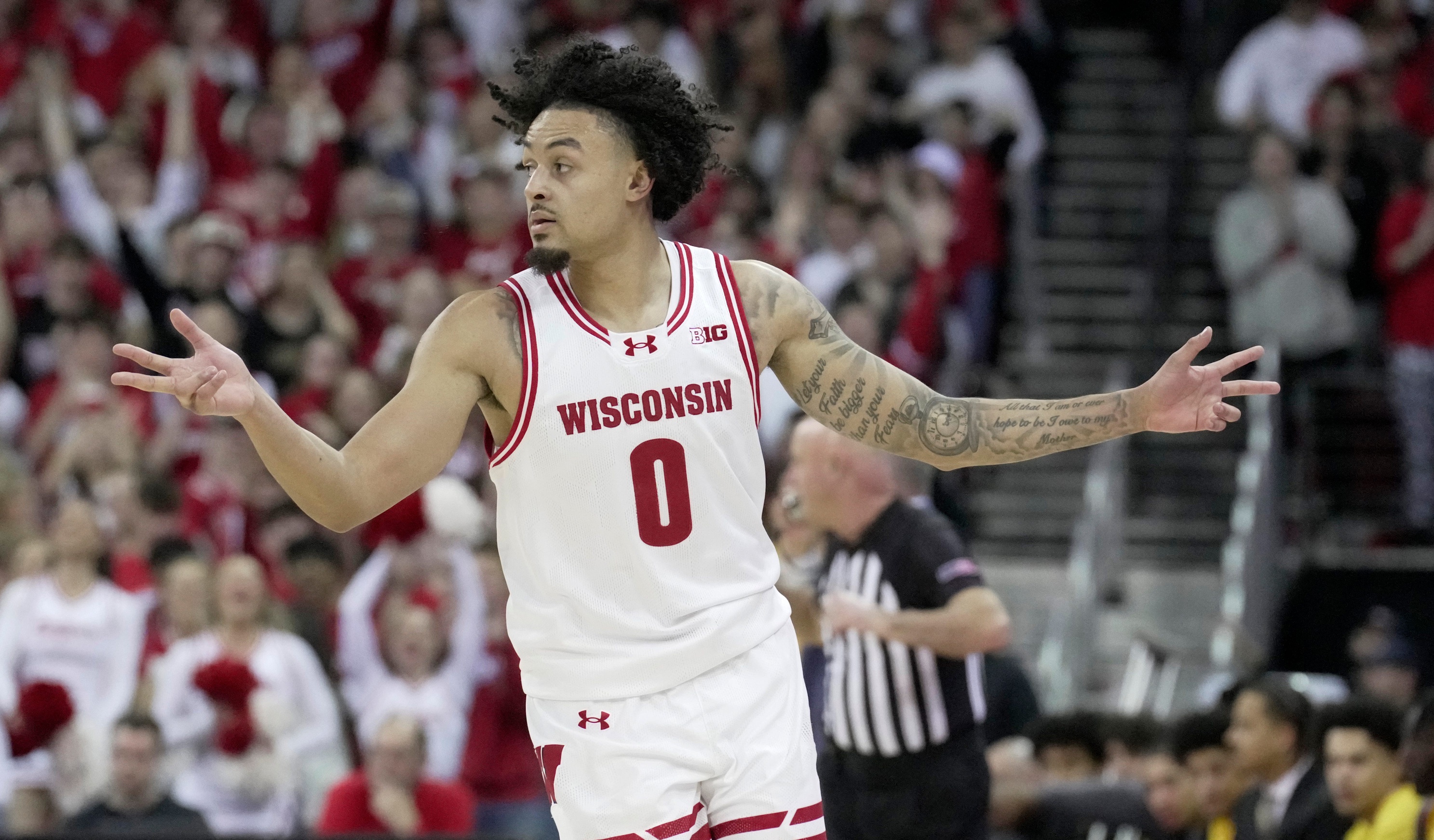 college basketball picks Braeden Carrington Wisconsin Badgers predictions best bet odds