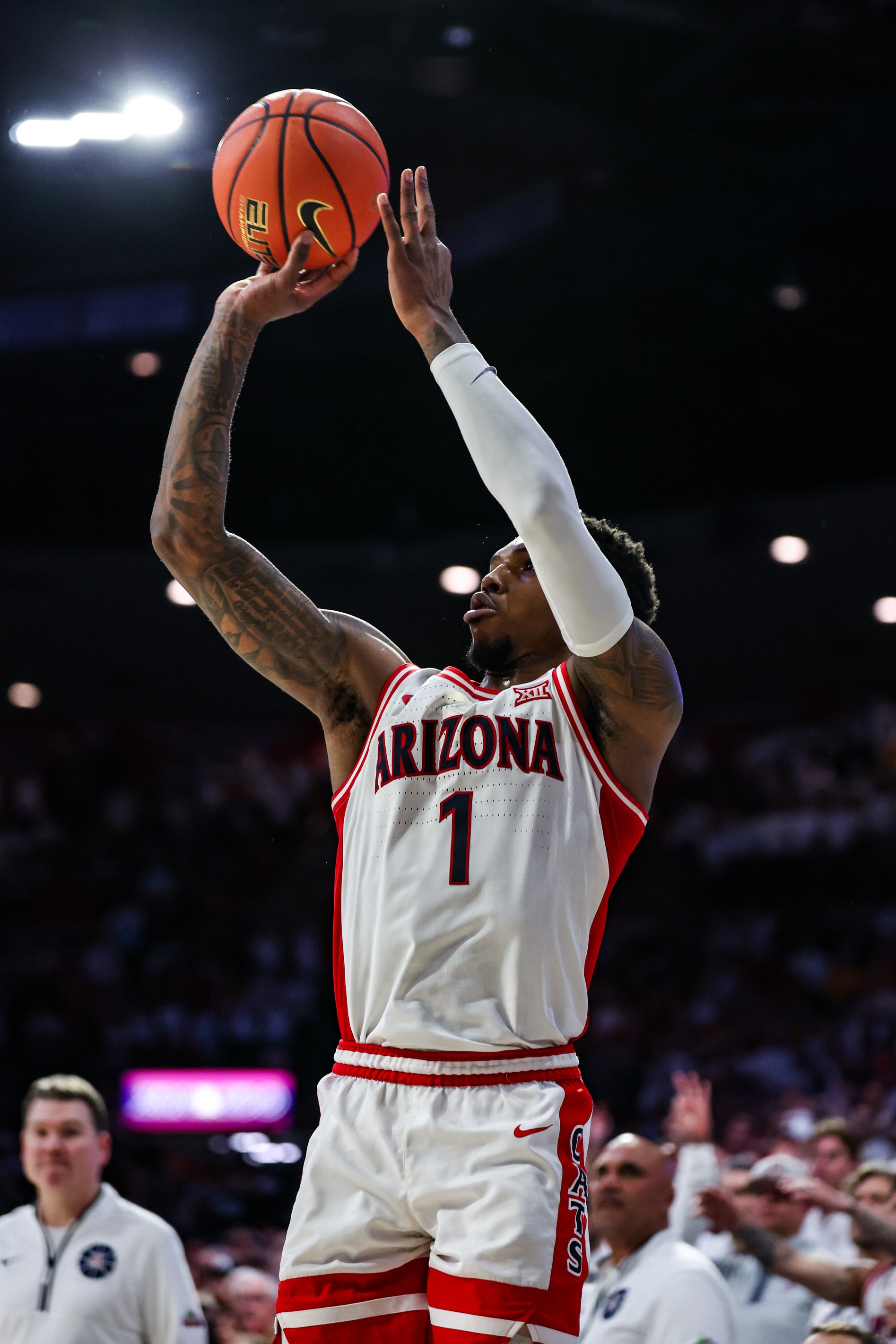 college basketball picks Caleb Love Arizona Wildcats predictions best bet odds