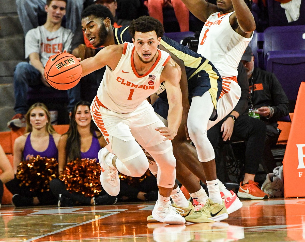 college basketball picks Chase Hunter Clemson Tigers predictions best bet odds