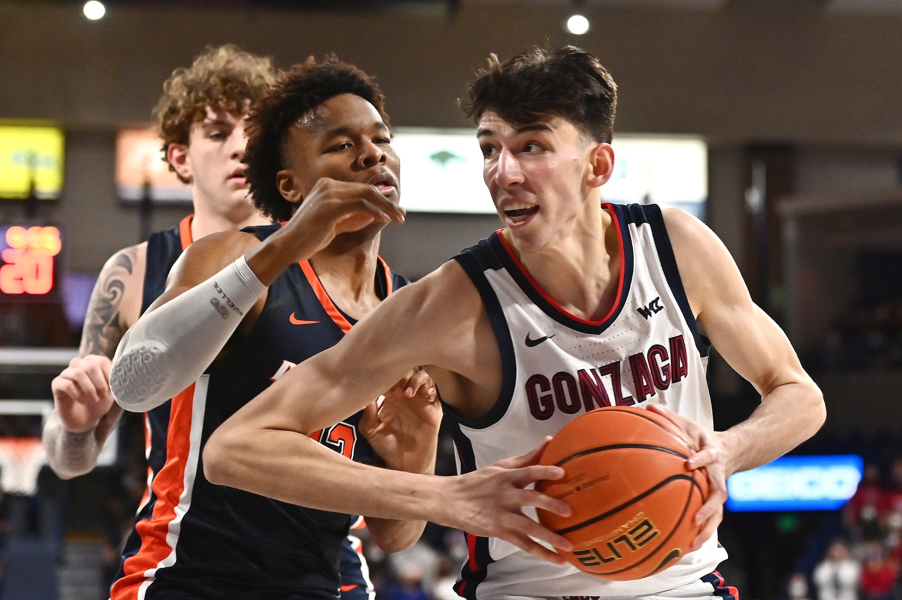 college basketball picks Chet Holmgren Gonzaga Bulldogs predictions best bet odds