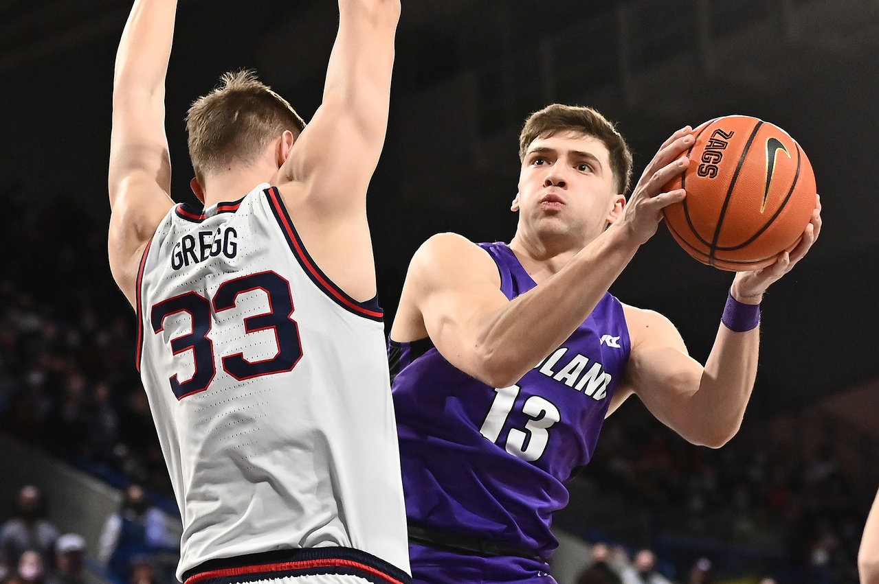 college basketball picks Chika Nduka Portland Pilots predictions best bet odds
