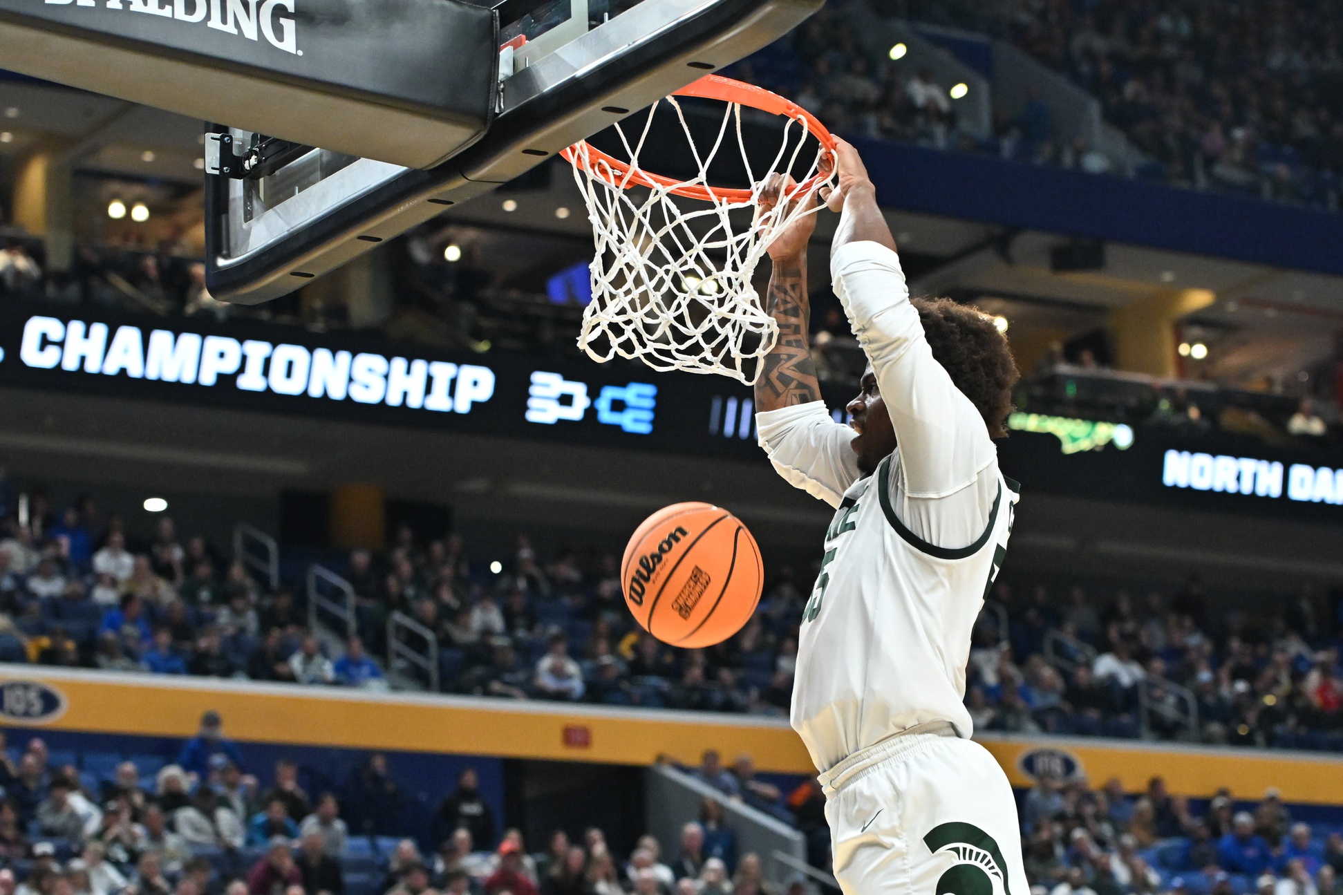 college basketball picks Coen Carr Michigan State Spartans predictions best bet odds