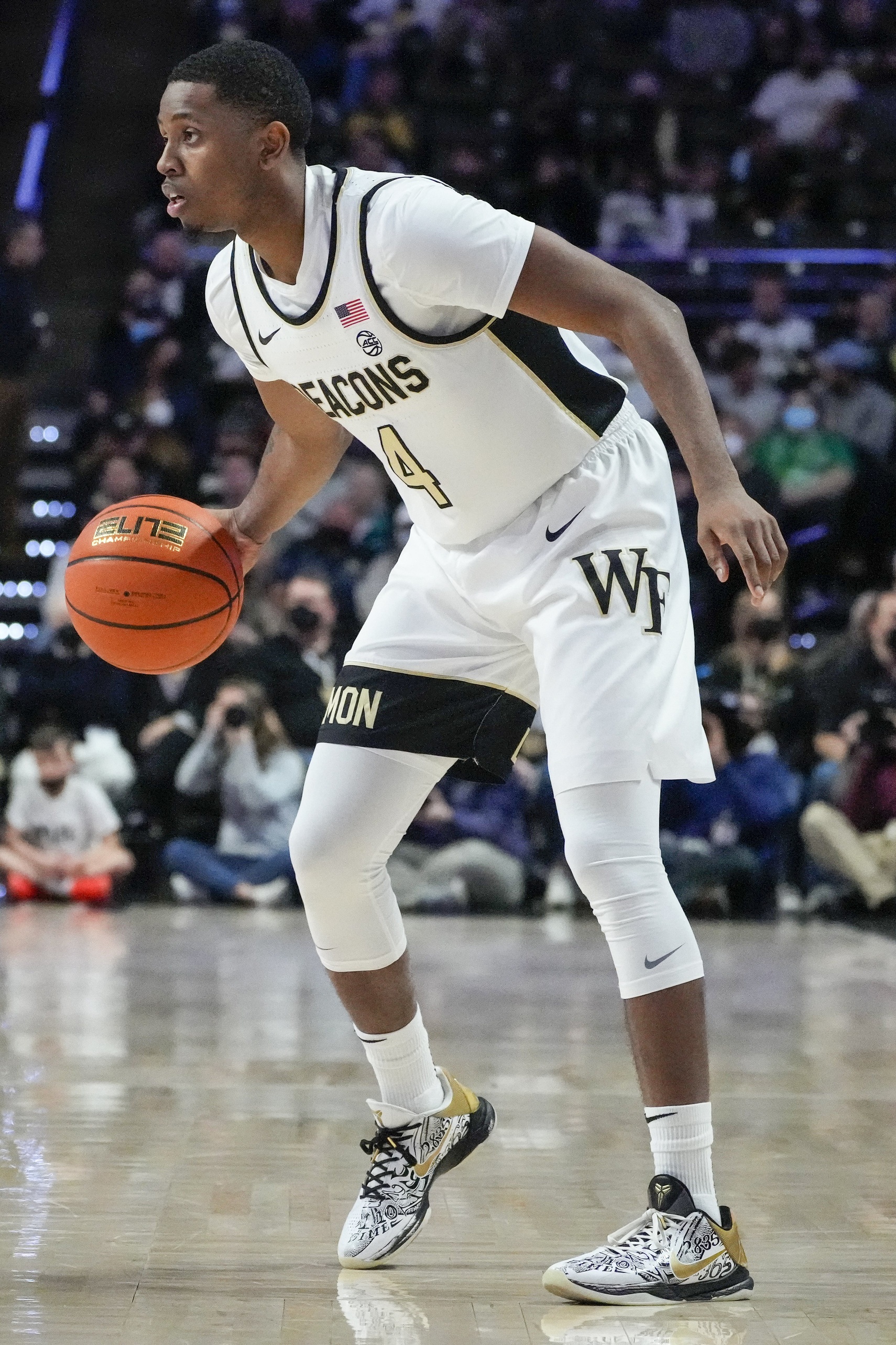 college basketball picks Daivien Williamson Wake Forest Demon Deacons predictions best bet odds