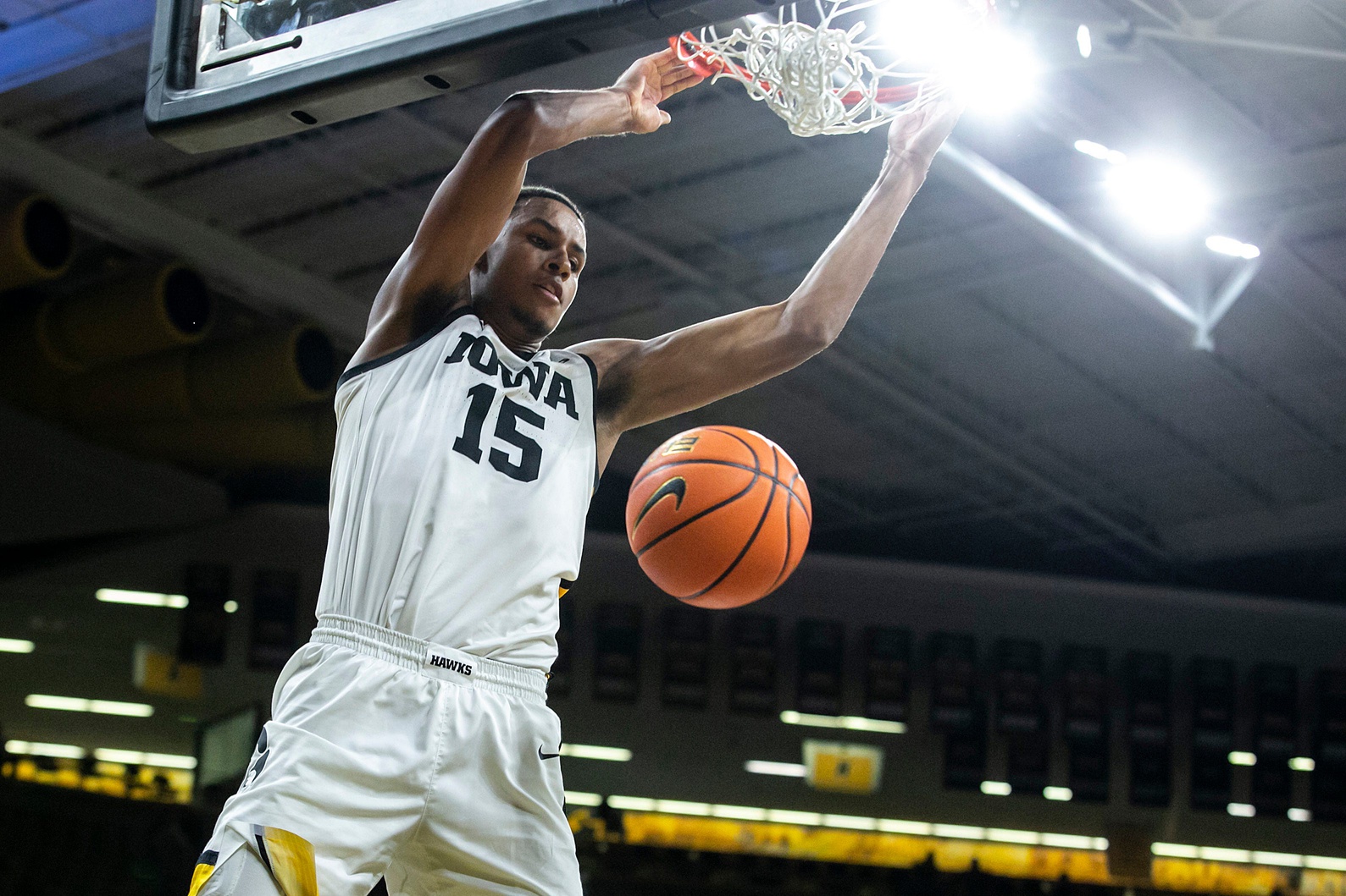 college basketball picks Keegan Murray Iowa Hawkeyes predictions best bet odds