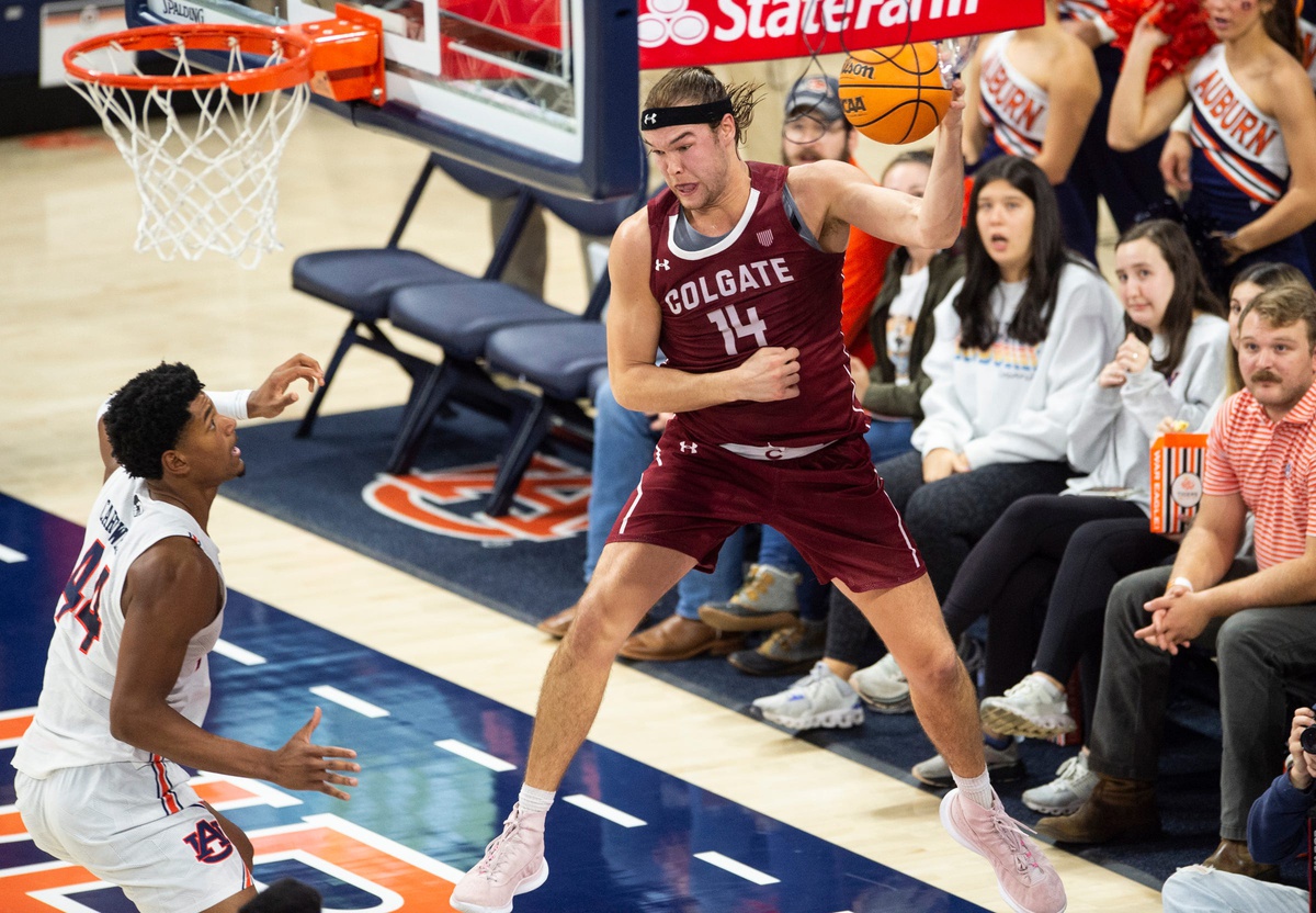 college basketball picks Keegan Records Colgate Raiders predictions best bet odds
