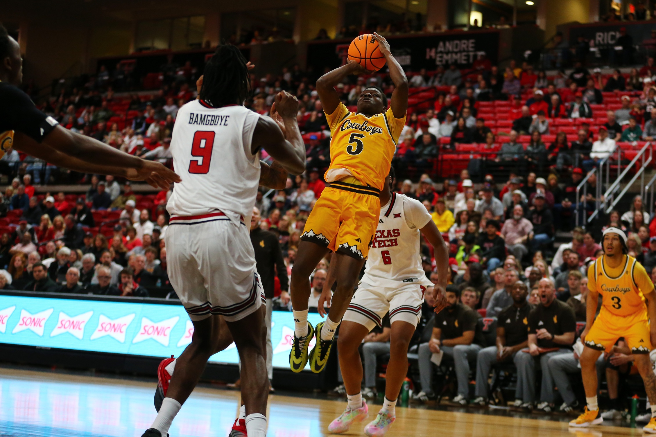 college basketball picks Leland Walker Wyoming Cowboys predictions best bet odds