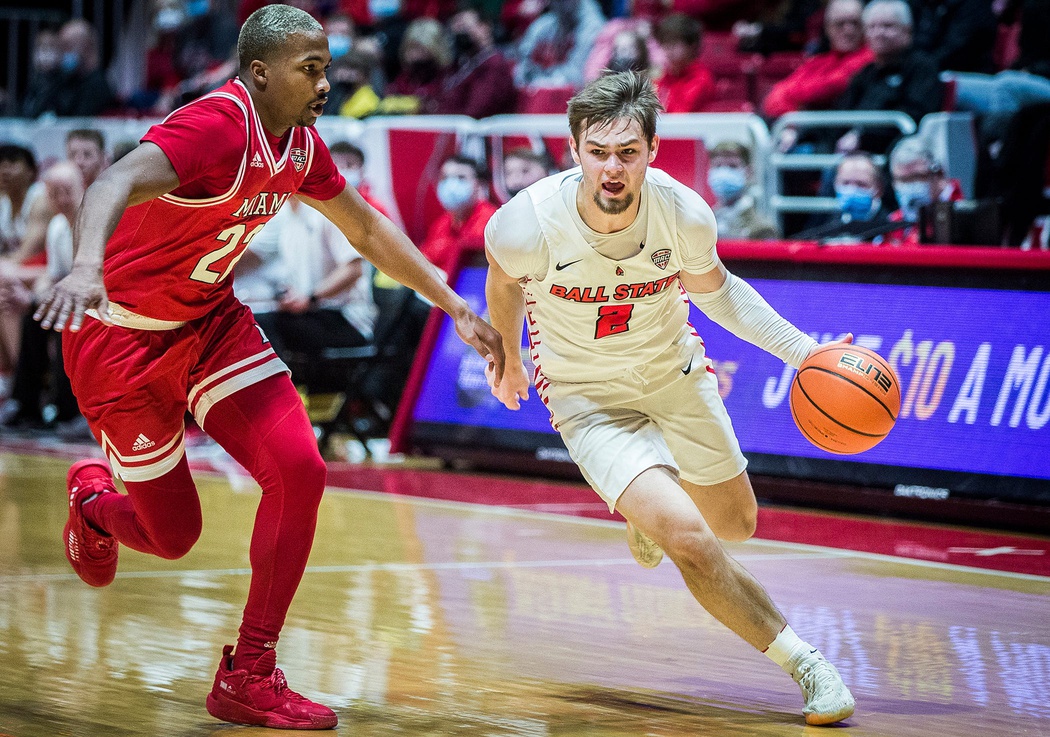 college basketball picks Luke Bumbalough Ball State Cardinals predictions best bet odds