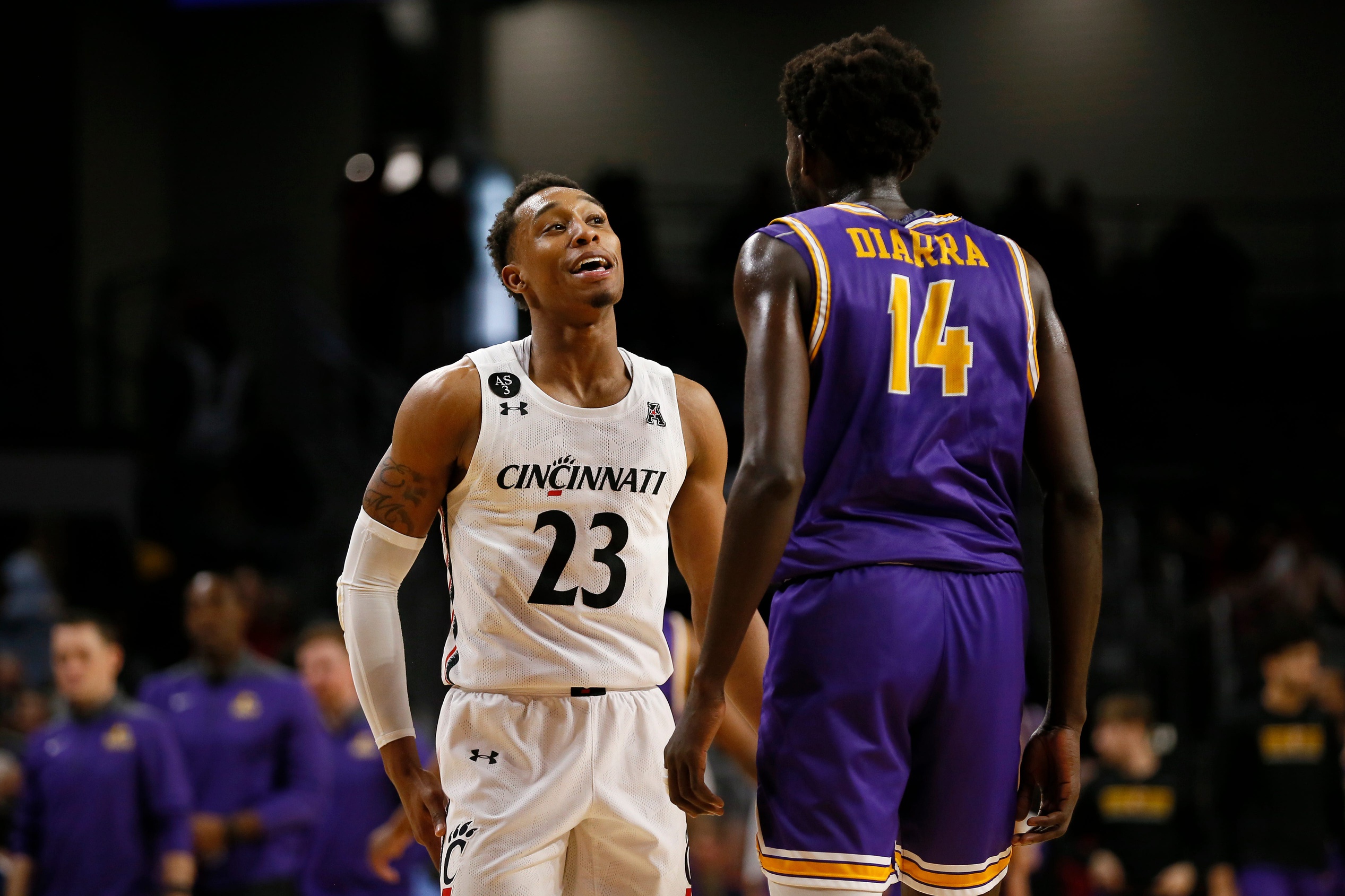 college basketball picks Mika Adams-Woods Cincinnati Bearcats predictions best bet odds