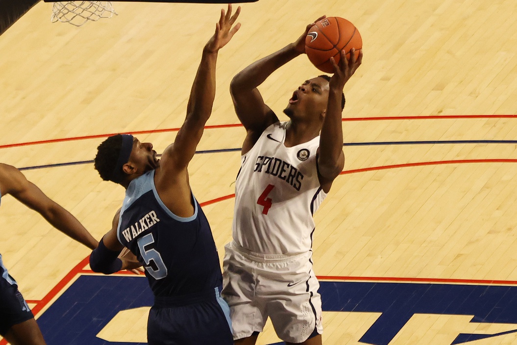 college basketball picks Nathan Cayo Richmond Spiders predictions best bet odds