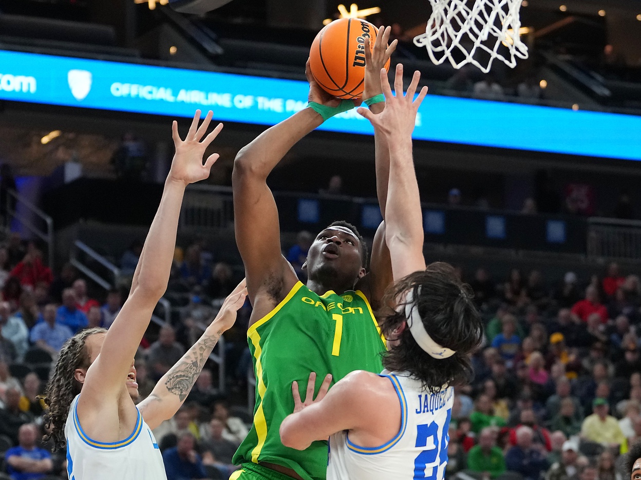 college basketball picks N'Faly Dante Oregon Ducks predictions best bet odds